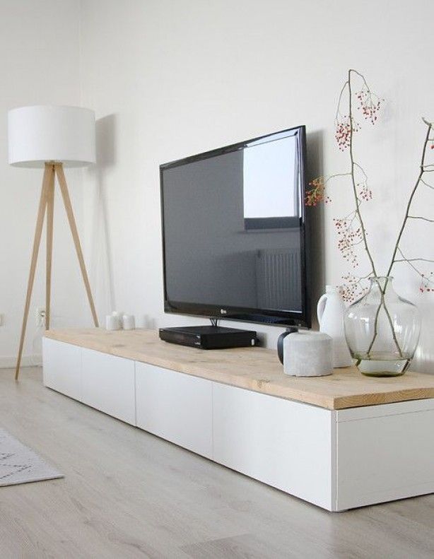 Diy Home : lage witte tv kast, Besta van Ikea met een houten plank erop... - ListFender Leading Shopping, Trends, Lifestyle More